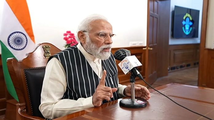 PM मोदी